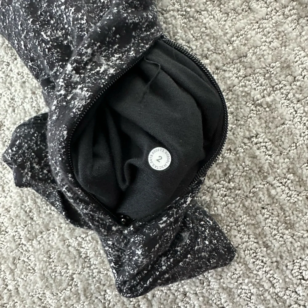 lululemon running sweatshirt - Picture 3 of 4